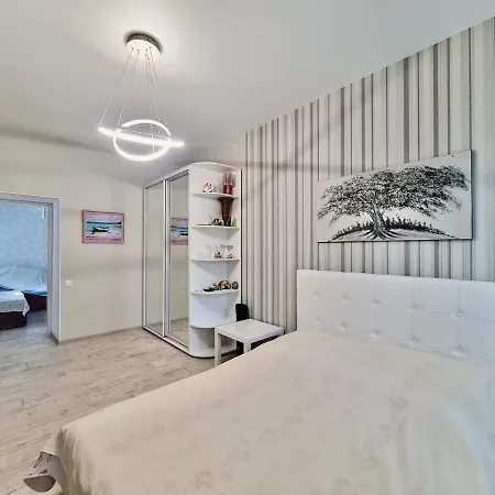 Arnaucka In The Center Of Appartement Odessa